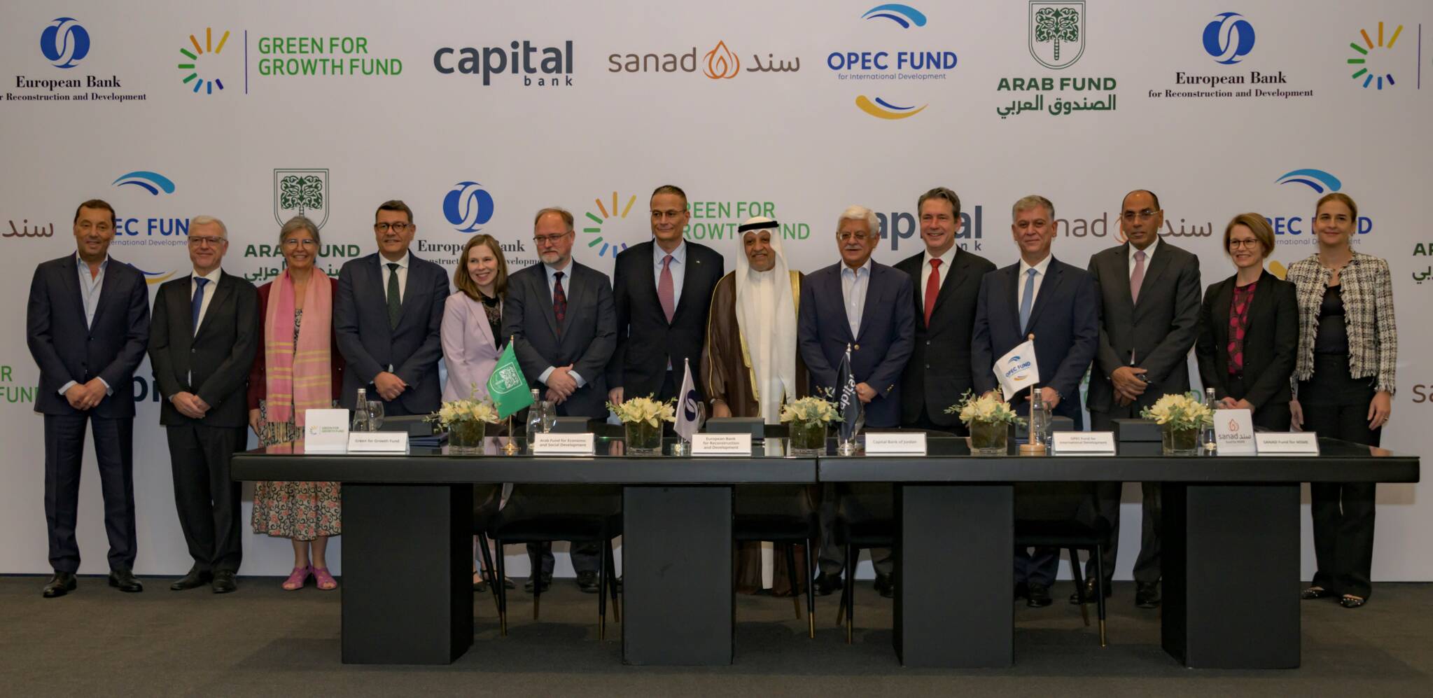 2025_EN31_Jordan signing.jpg