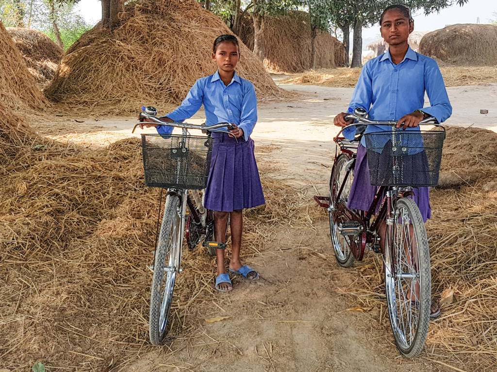 Salimoon and Alimoon are two sisters who have successfully graduated from an UDAAN school and are now in the tenth grade of a public school. To reach their new school and continue with their studies, they received bicycles from the UDAAN project