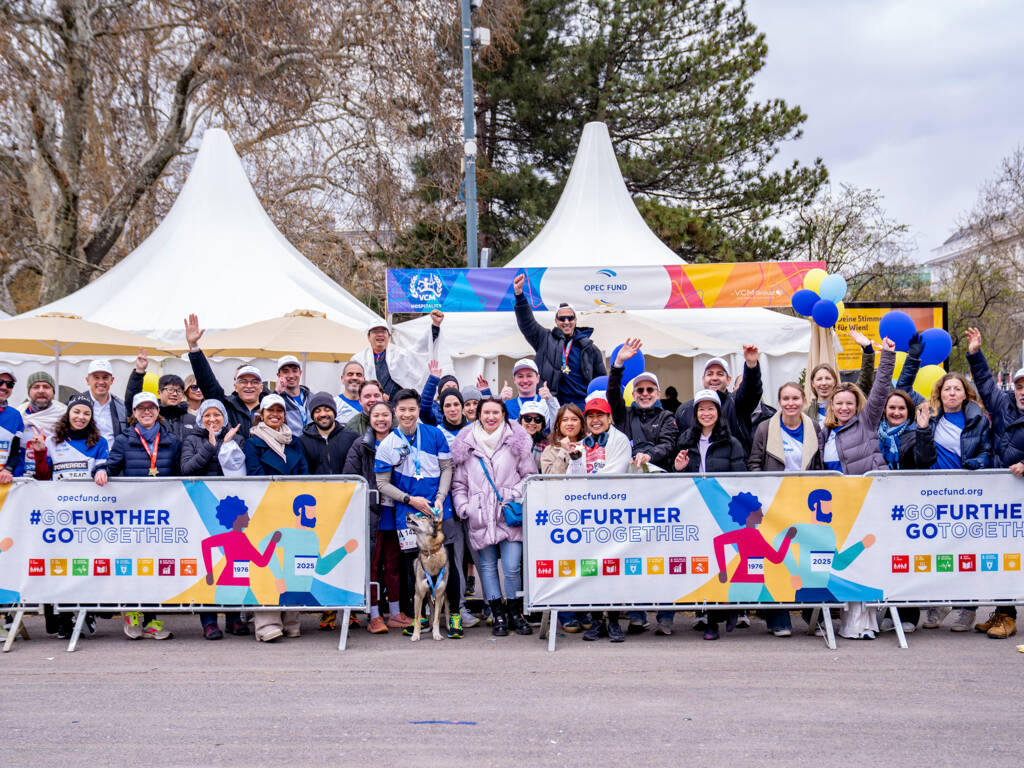 a crowd shot of opec fund staff at the marathon