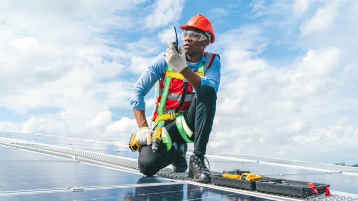 2026_OFQ1_Solar worker.jpg